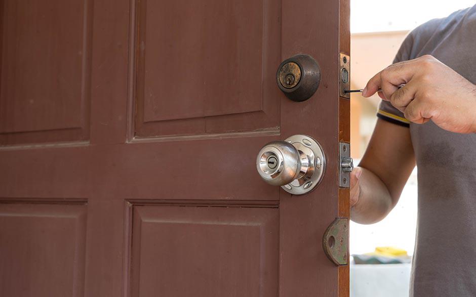 qualité serrure porte blindée Romainville